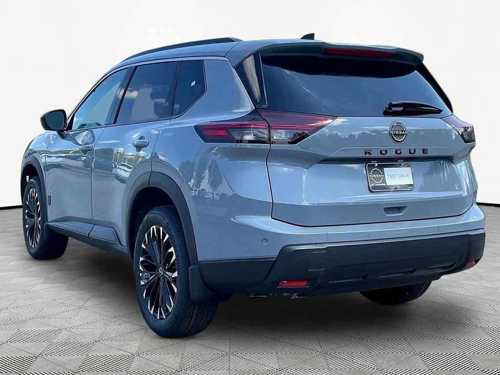 New 2026 Nissan Rogue Dark Armor FWD image 3