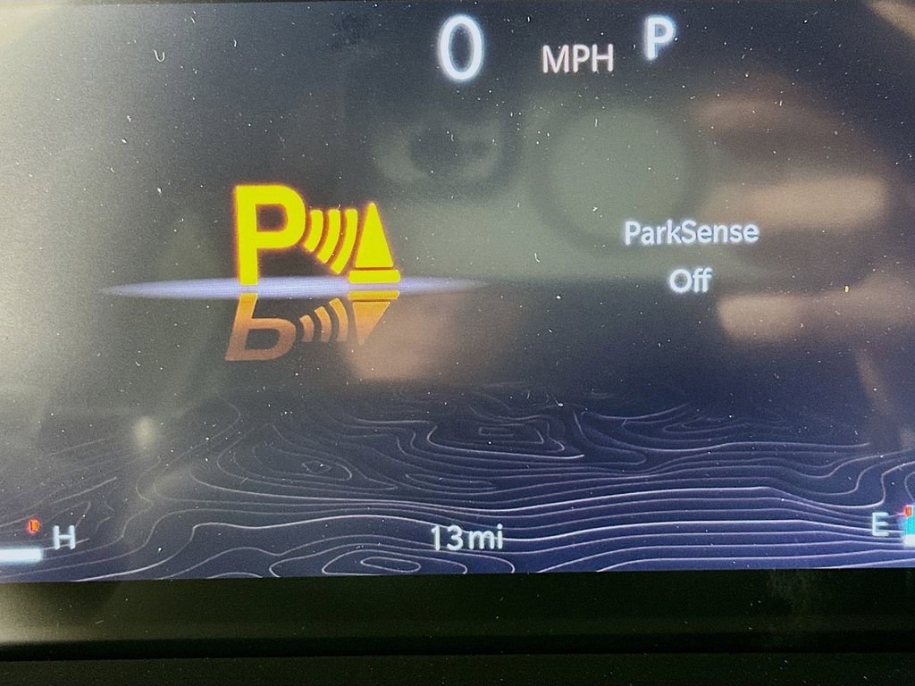 New 2025 Jeep Grand Cherokee L Laredo w/ Luxury Tech Group I image 16