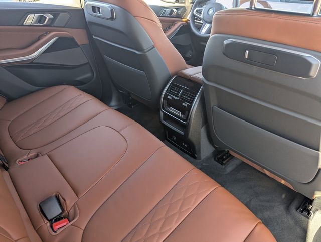 New 2026 BMW X5 xDrive50e w/ M Sport Package AWD/4WD image 15