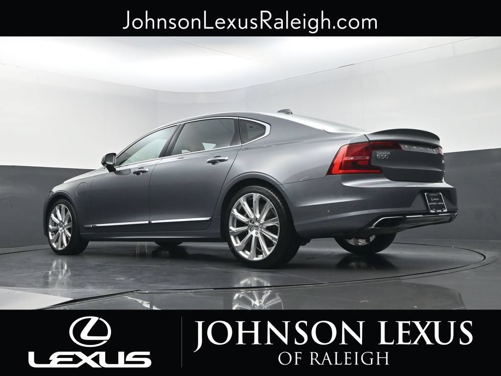 Used 2020 Volvo S90 T8 Inscription AWD/4WD image 17
