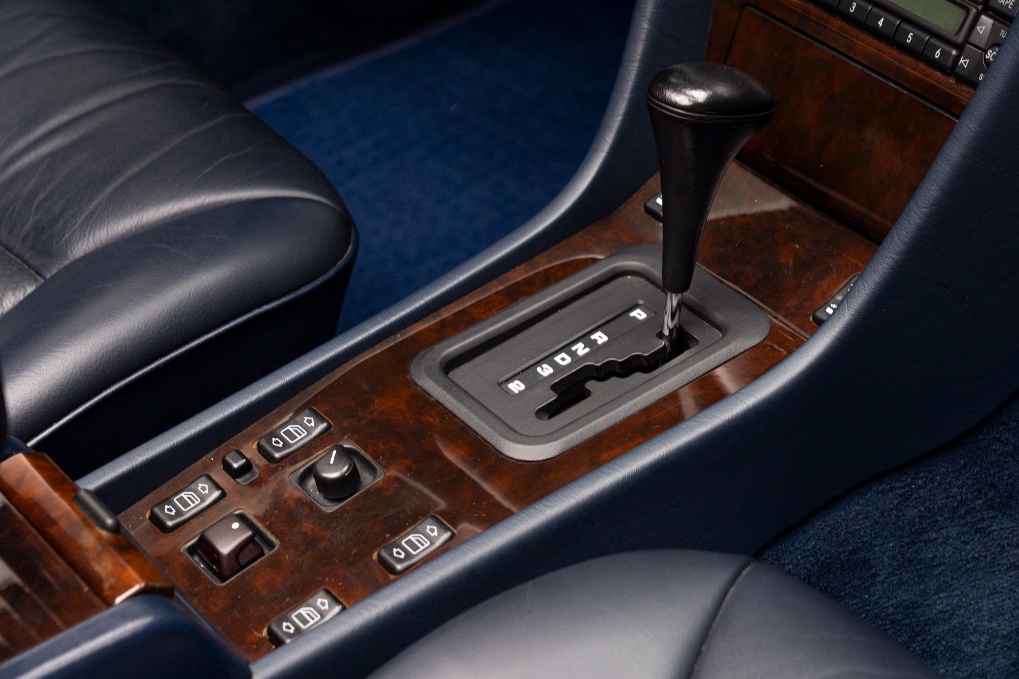 Used 1995 Mercedes-Benz E 320 Convertible image 49