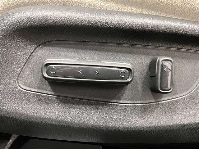 New 2026 Honda HR-V EX-L image 13