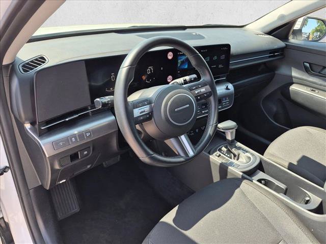 Used 2025 Hyundai Kona SEL FWD image 10