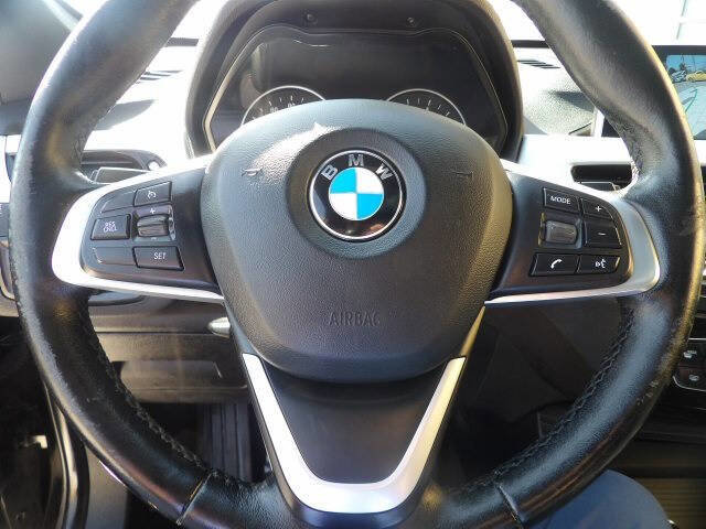Used 2017 BMW X1 xDrive28i image 16