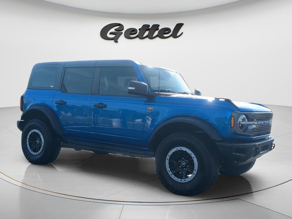 Used 2023 Ford Bronco Badlands AWD/4WD image 3