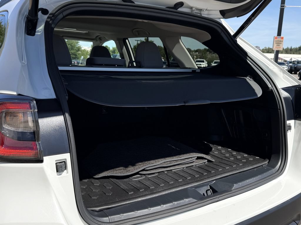 Used 2024 Subaru Outback Premium AWD/4WD image 12