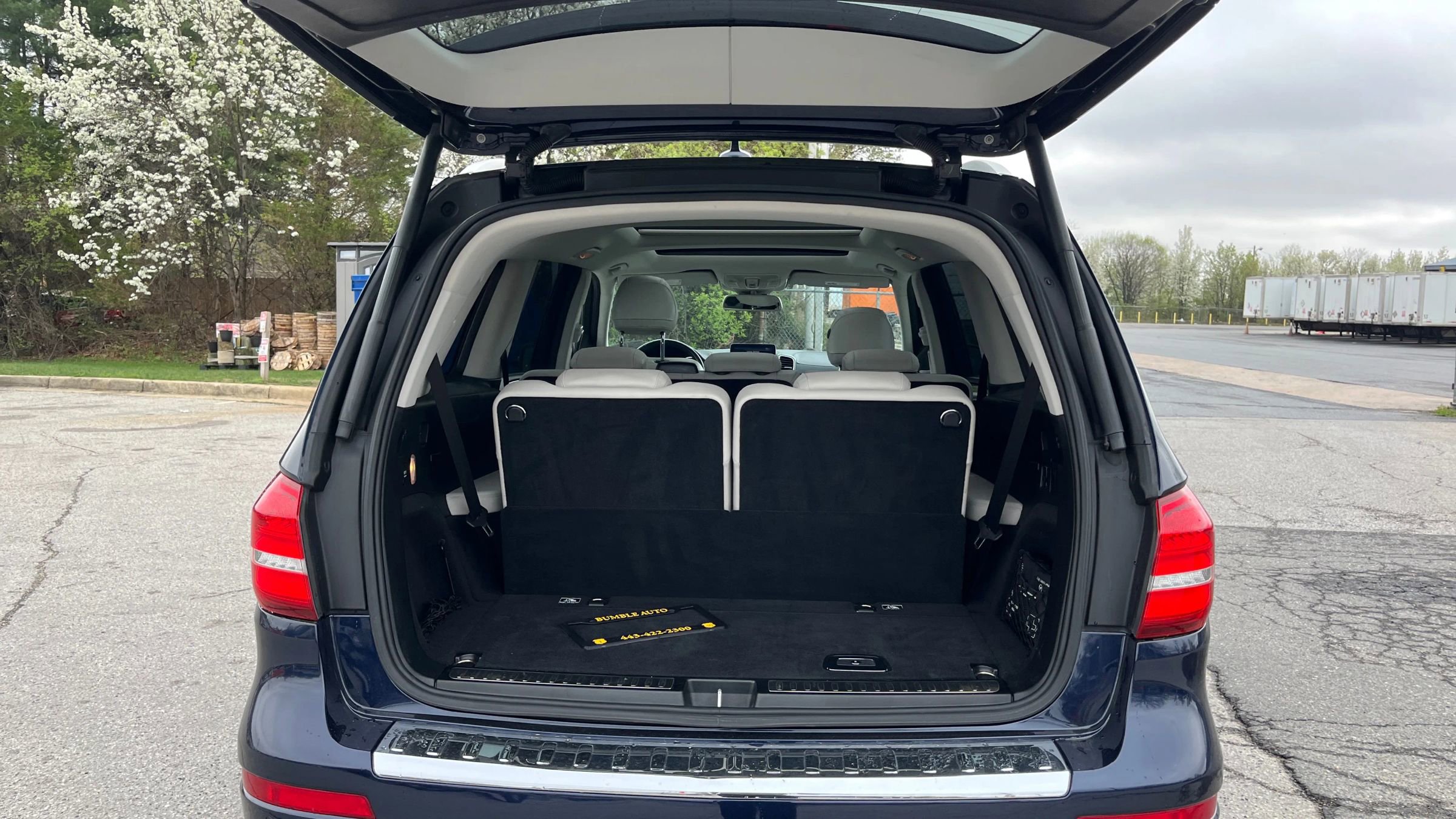 Used 2018 Mercedes-Benz GLS 450 4MATIC image 12