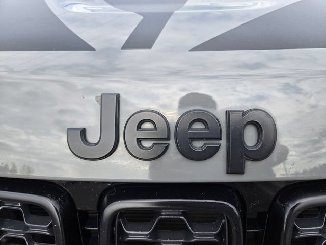 Used 2021 Jeep Grand Cherokee Freedom Edition AWD/4WD image 27