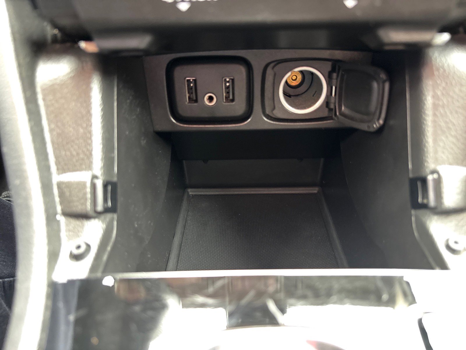 Used 2018 Buick Encore Sport Touring w/ Safety Package AWD/4WD image 34