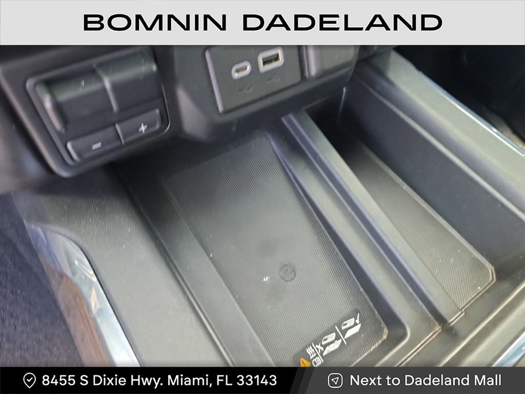 Used 2022 GMC Sierra 3500 Denali w/ Denali Ultimate Package image 28