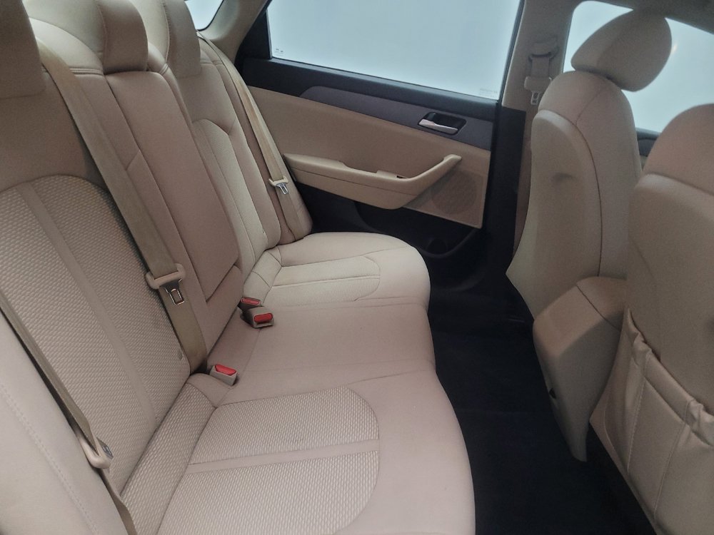 Used 2018 Hyundai Sonata SE FWD image 19