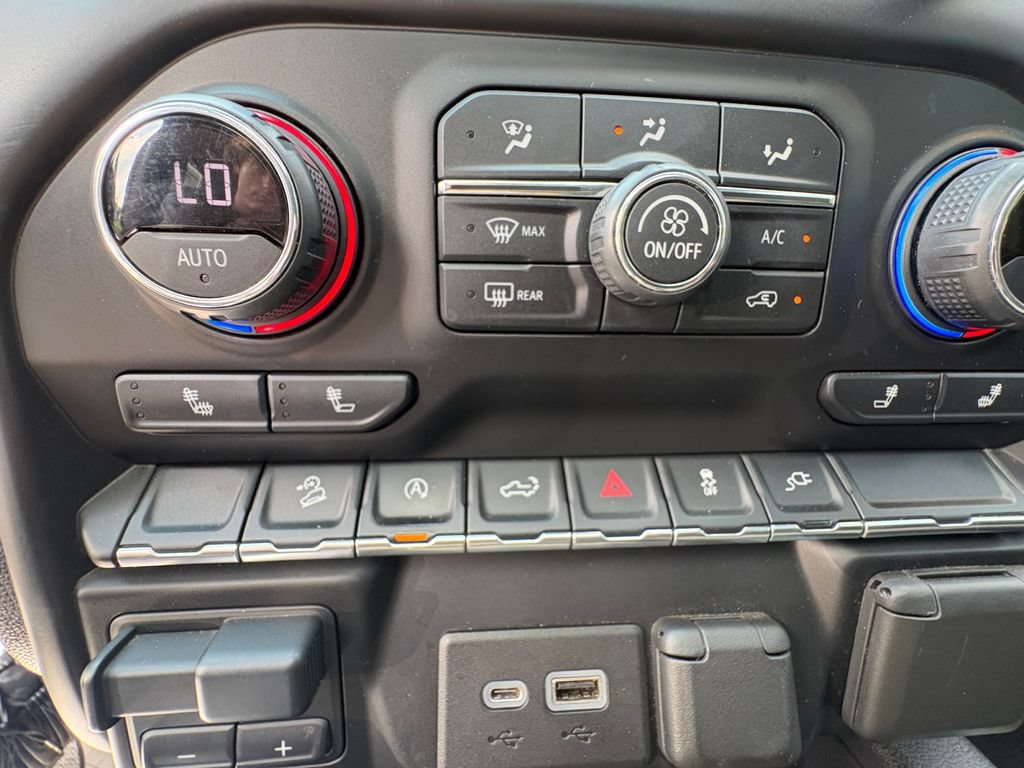 Used 2021 Chevrolet Silverado 1500 LT Trail Boss w/ Convenience Package II AWD/4WD image 25
