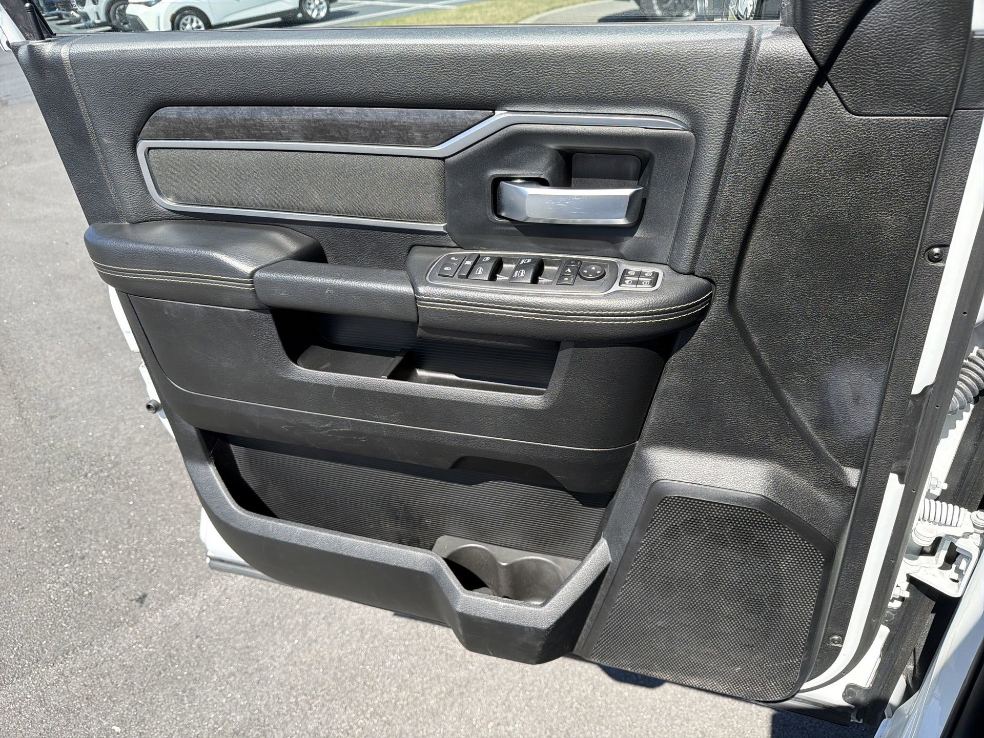 Used 2024 RAM 2500 Big Horn w/ Bed Utility Group image 13