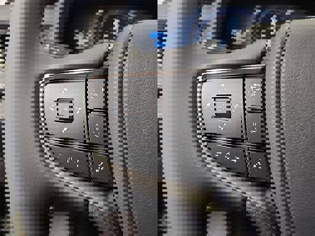 New 2026 Lexus UX 300h AWD image 17