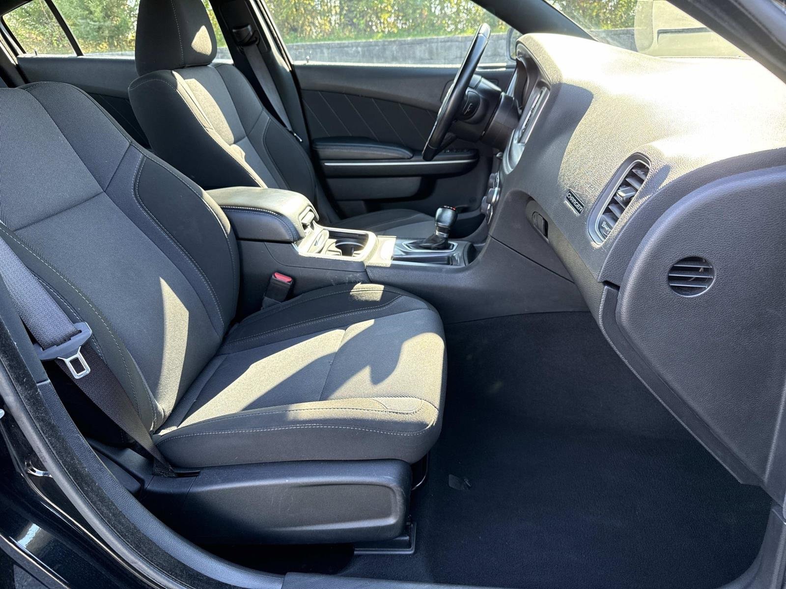 Used 2022 Dodge Charger SXT image 24