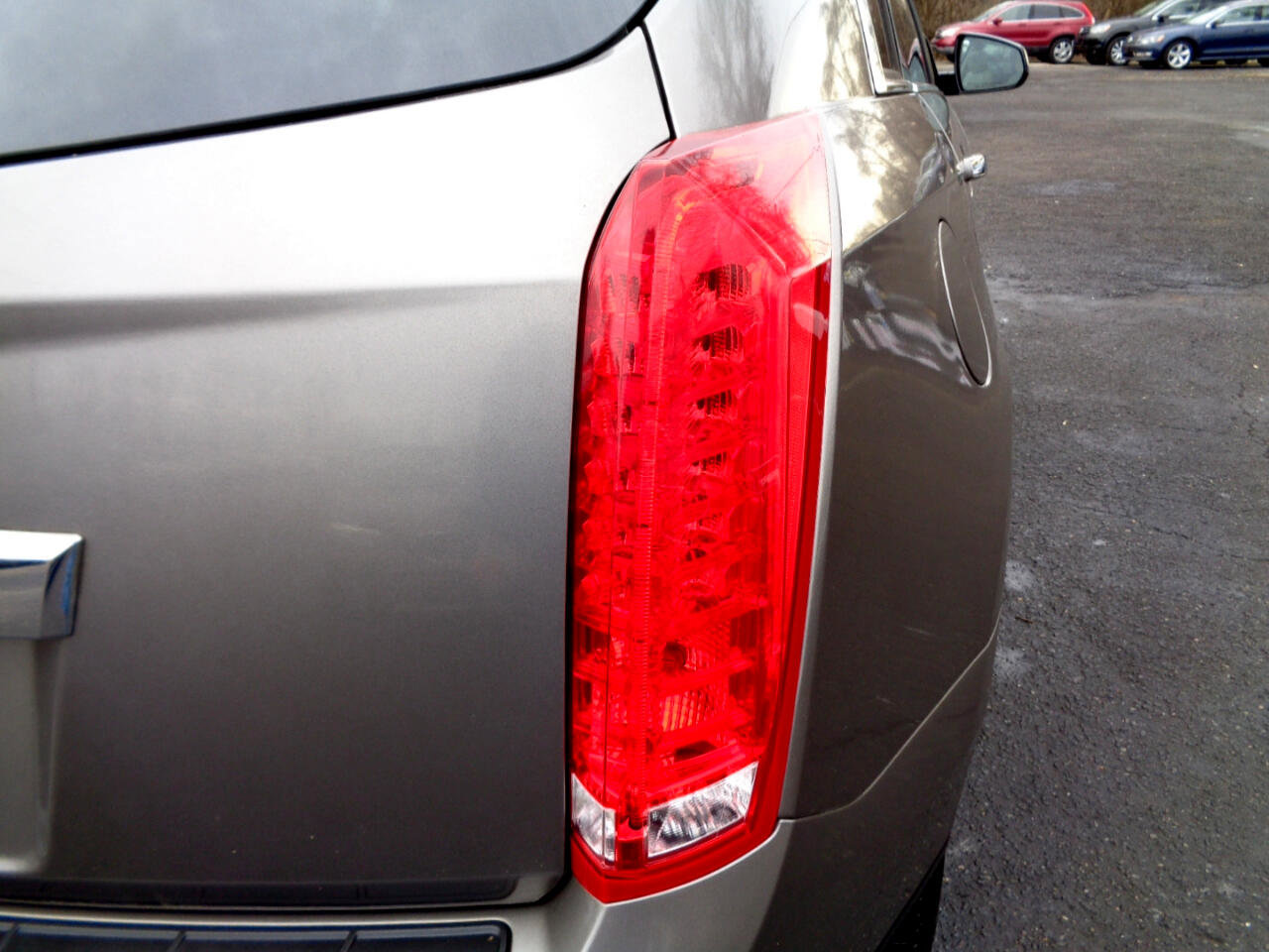 Used 2011 Cadillac SRX Luxury image 29