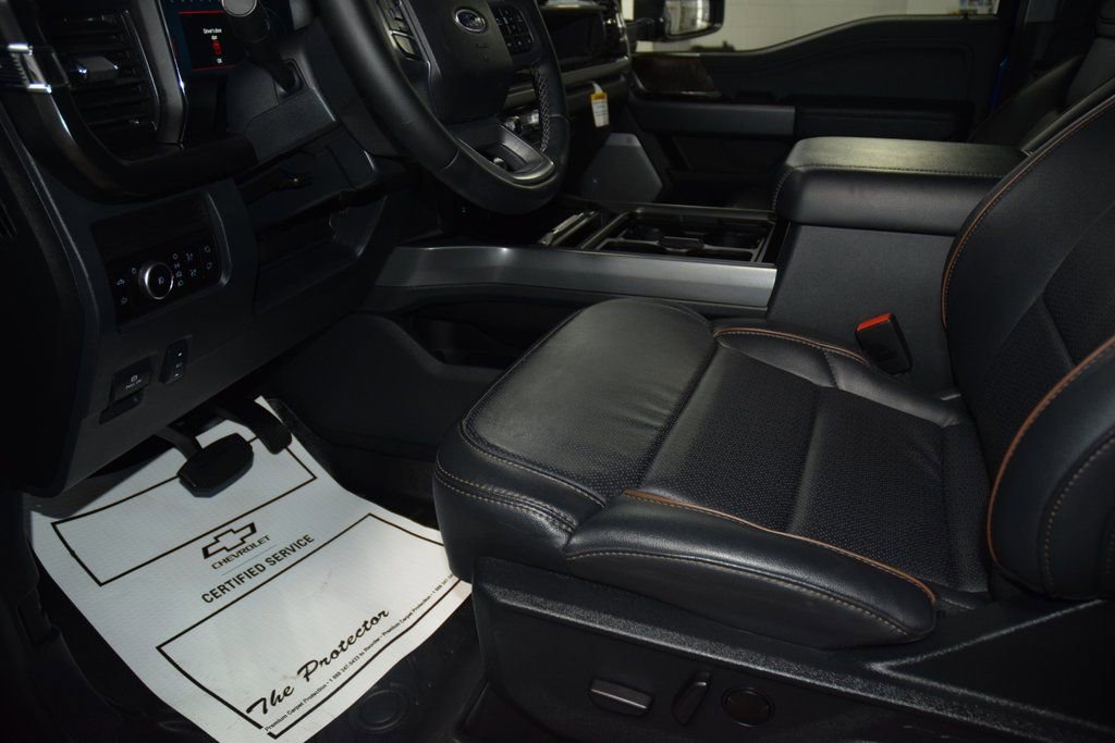Used 2026 Ford F250 Lariat w/ Black Appearance Package image 35