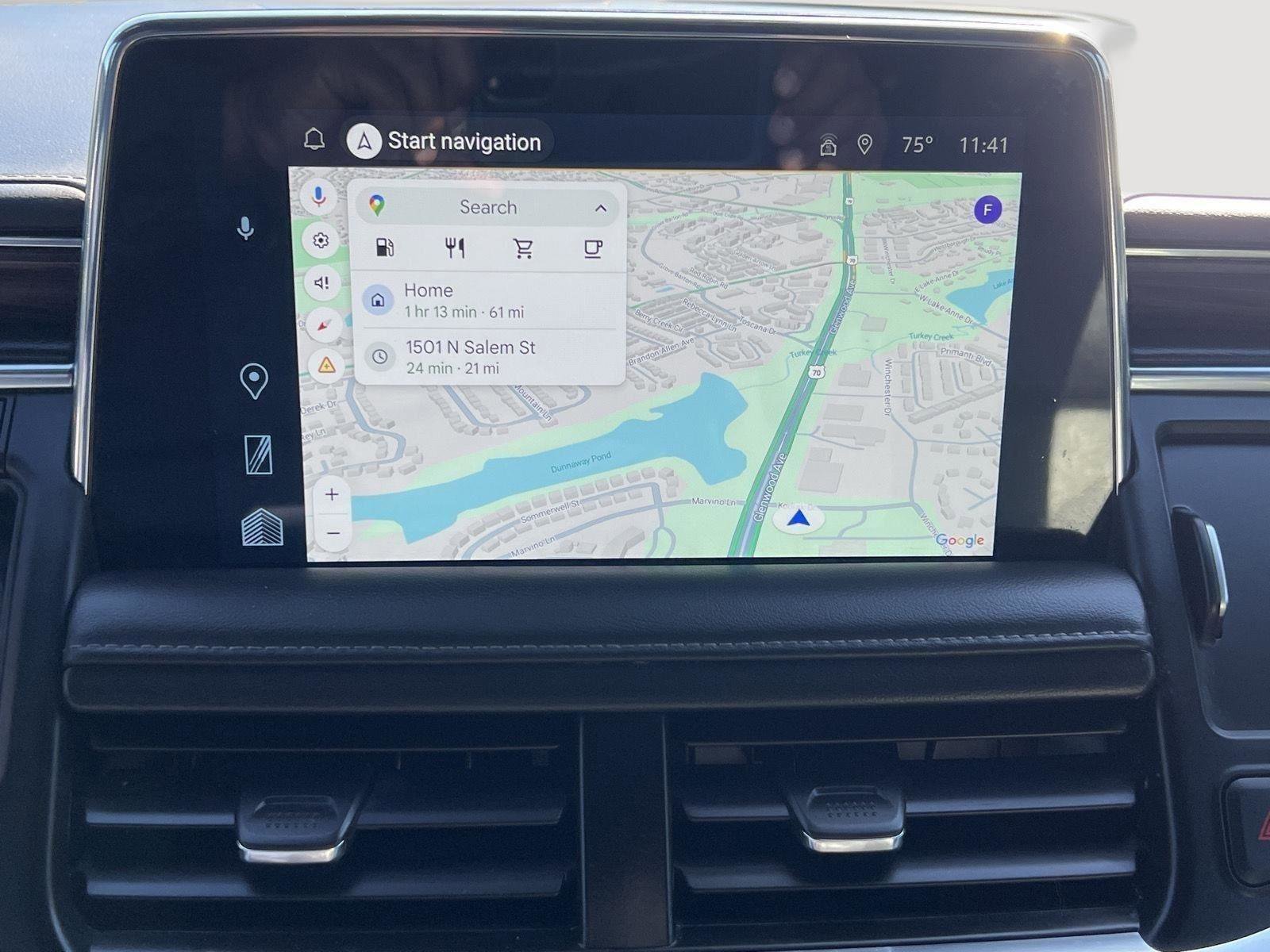 Used 2023 Chevrolet Suburban Z71 image 18