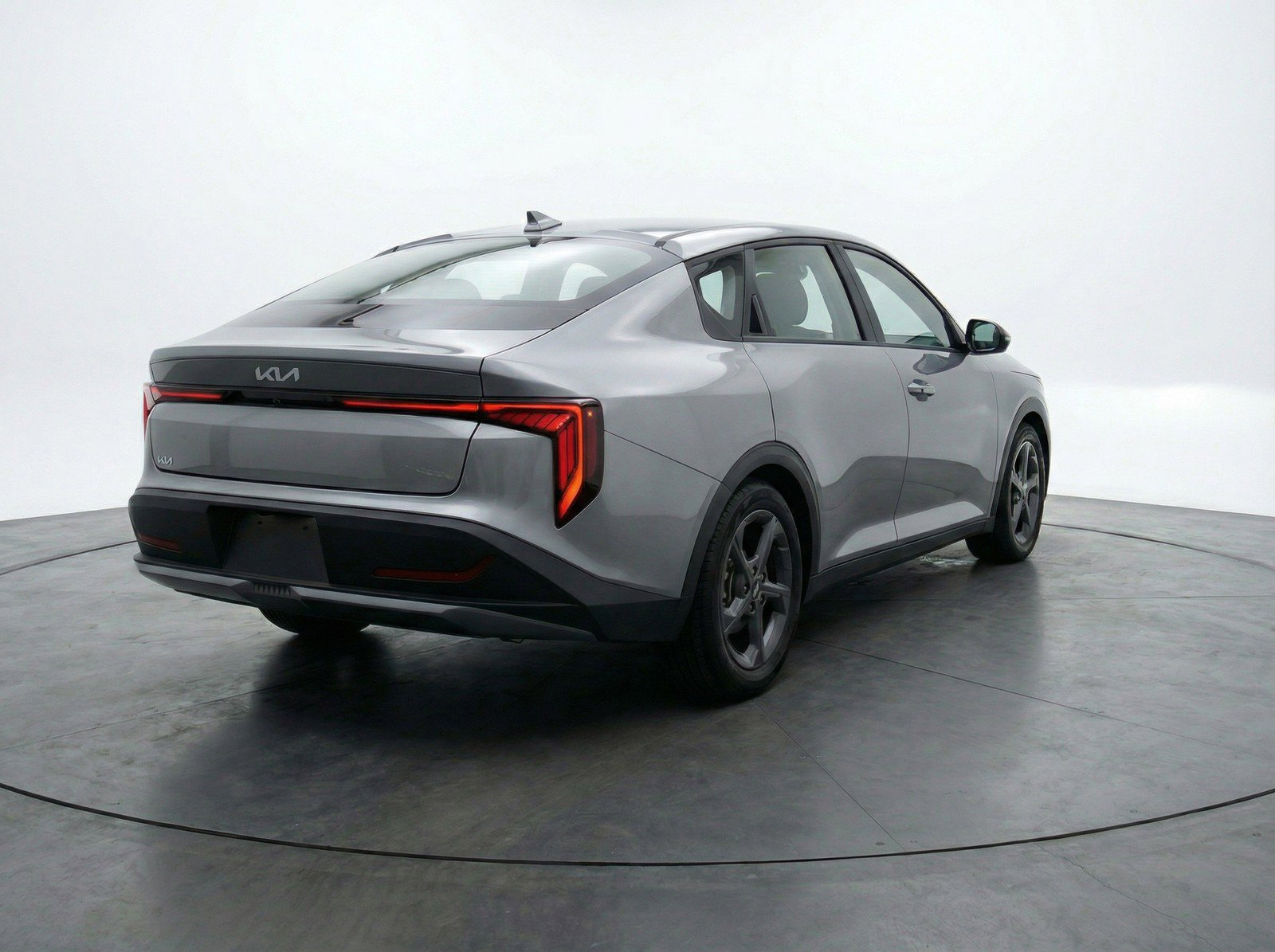 Used 2025 Kia K4 LXS FWD image 9