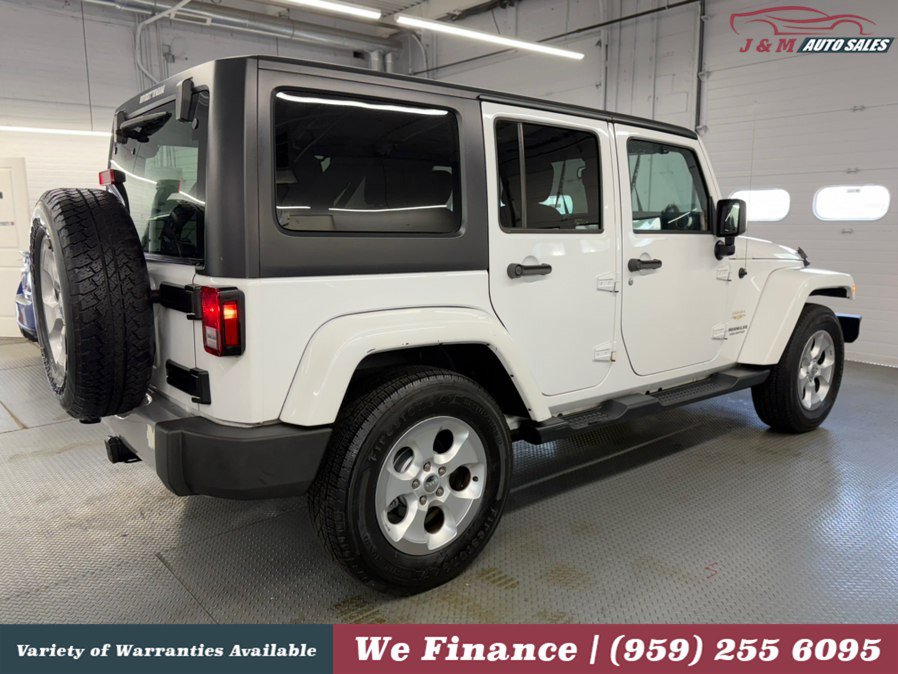 Used 2015 Jeep Wrangler Unlimited Sahara w/ Dual Top Group AWD/4WD image 7