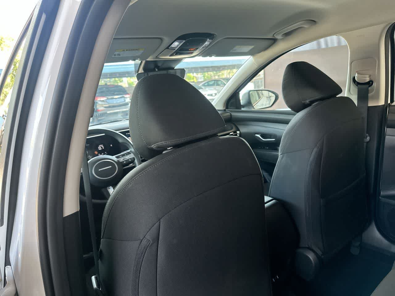 Used 2026 Hyundai Tucson SE FWD image 23