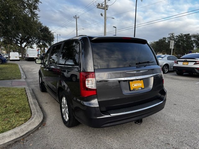 Used 2015 Chrysler Town & Country Touring w/ Driver Convenience Group image 5