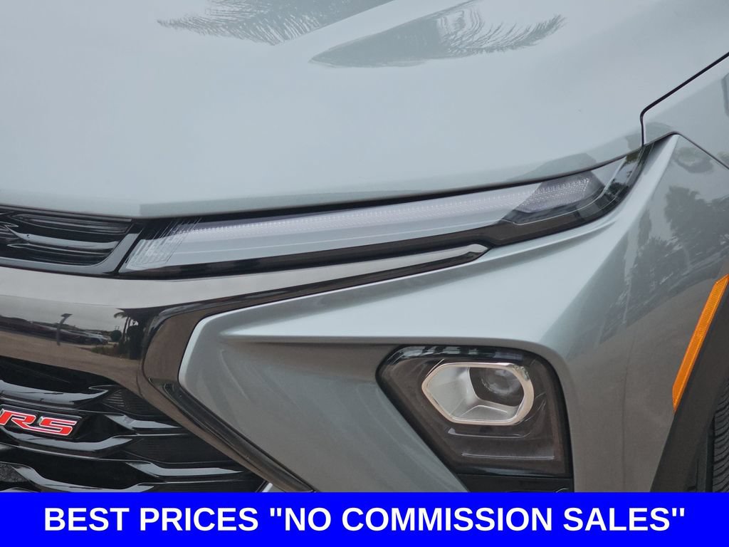 Used 2024 Chevrolet TrailBlazer RS w/ Convenience Package AWD/4WD image 33