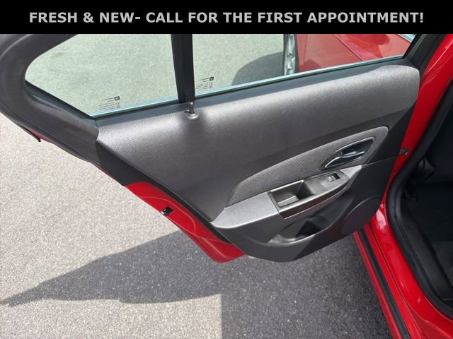 Used 2014 Chevrolet Cruze LT image 25