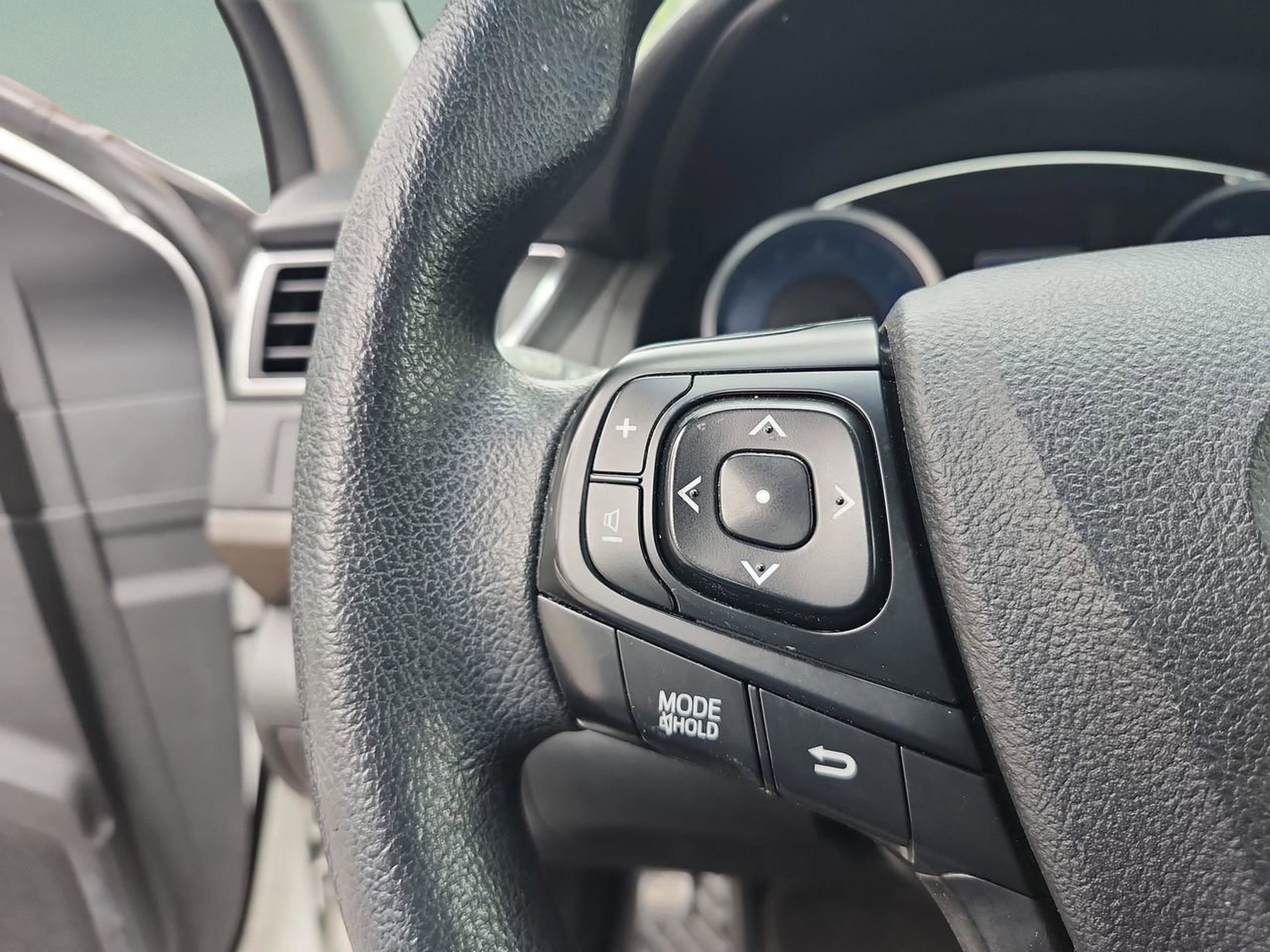 Used 2017 Toyota Camry LE FWD image 11