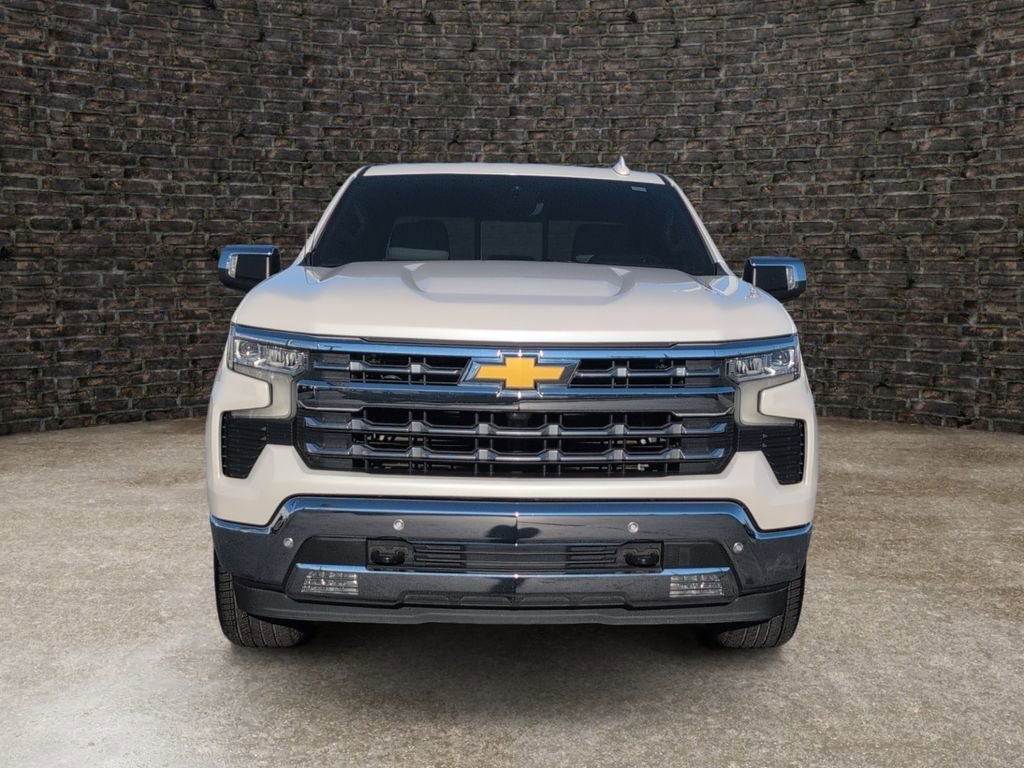 Used 2022 Chevrolet Silverado 1500 LTZ w/ Technology Package image 5