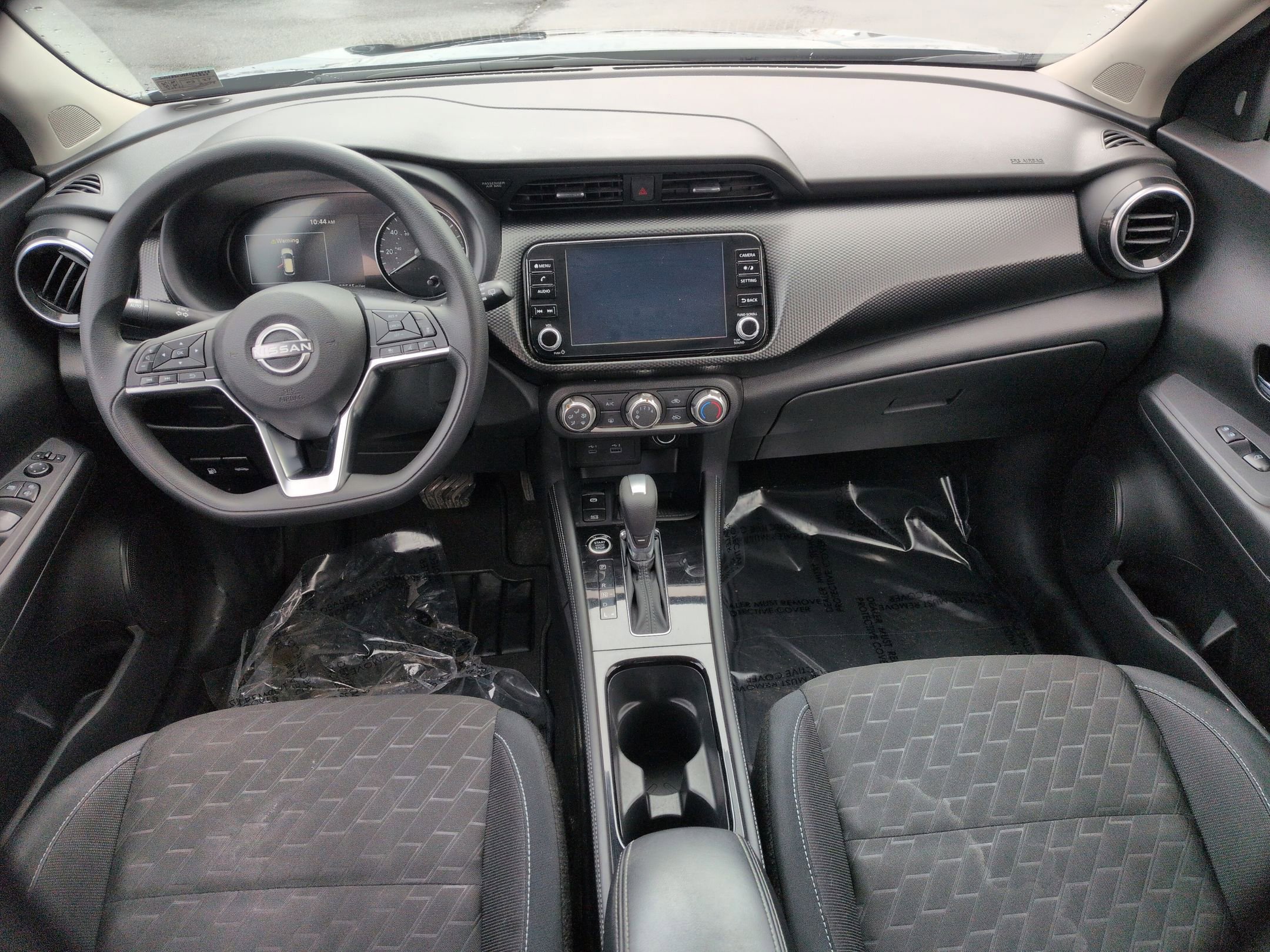 Used 2024 Nissan Kicks SV image 9