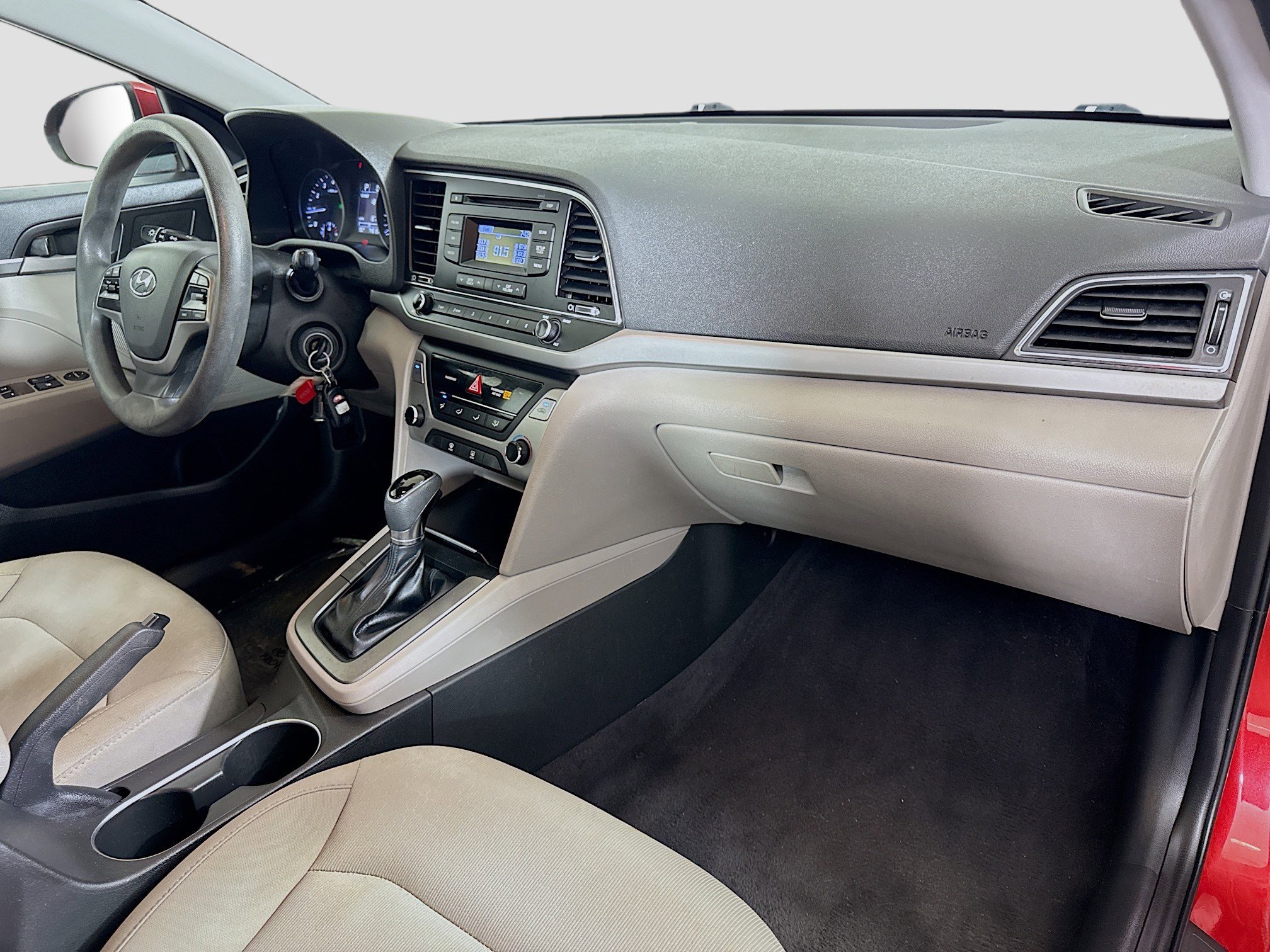 Used 2017 Hyundai Elantra SE image 28