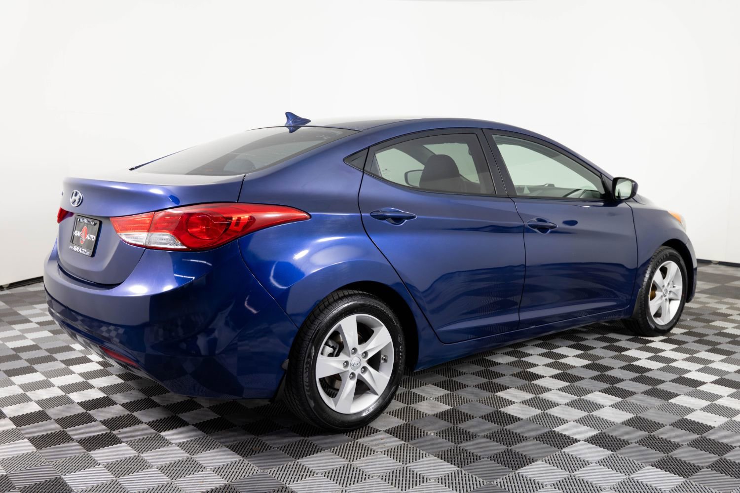 Used 2013 Hyundai Elantra GLS w/ Preferred Pkg FWD image 8