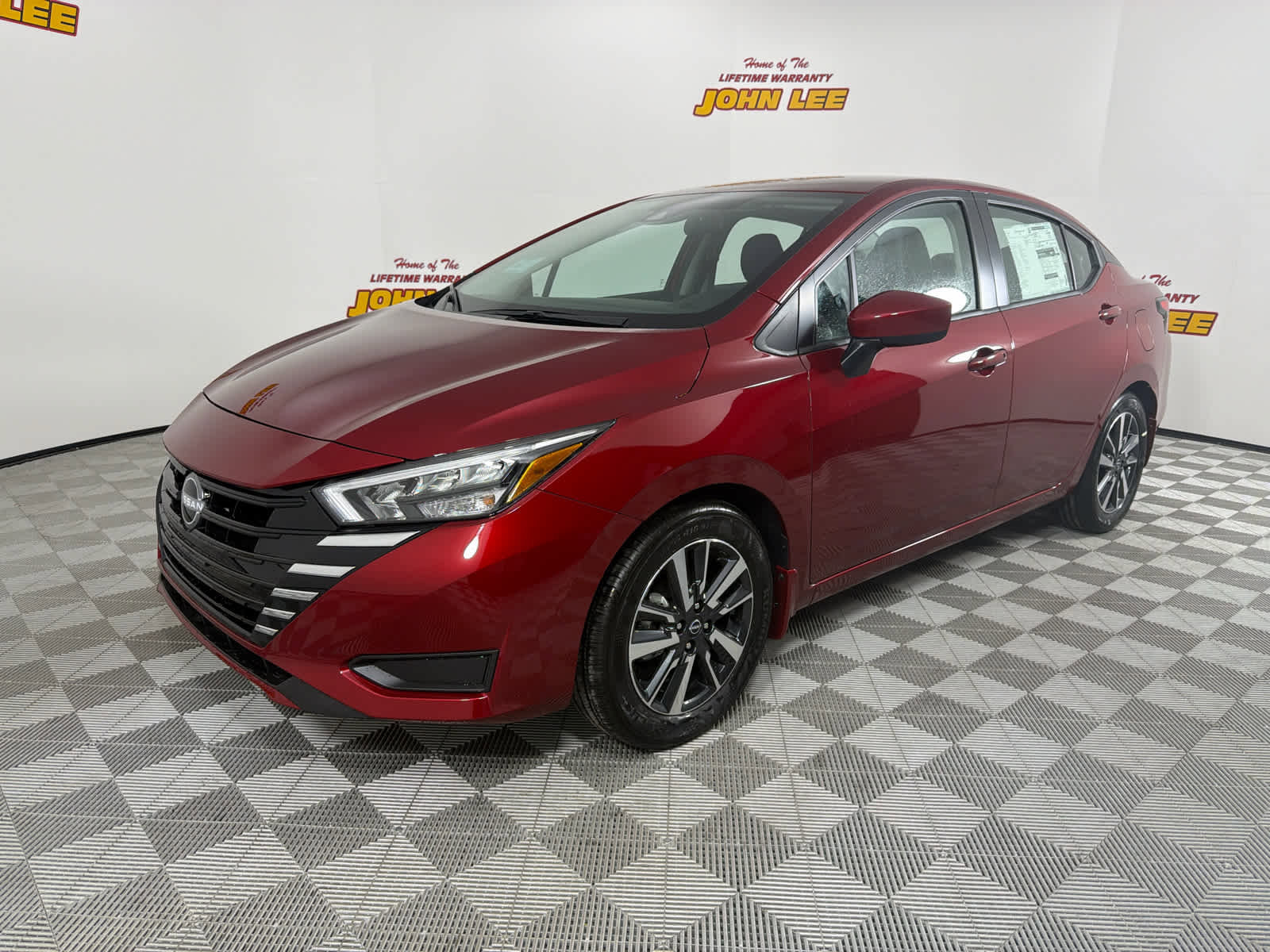 New 2025 Nissan Versa SV w/ Trunk Package