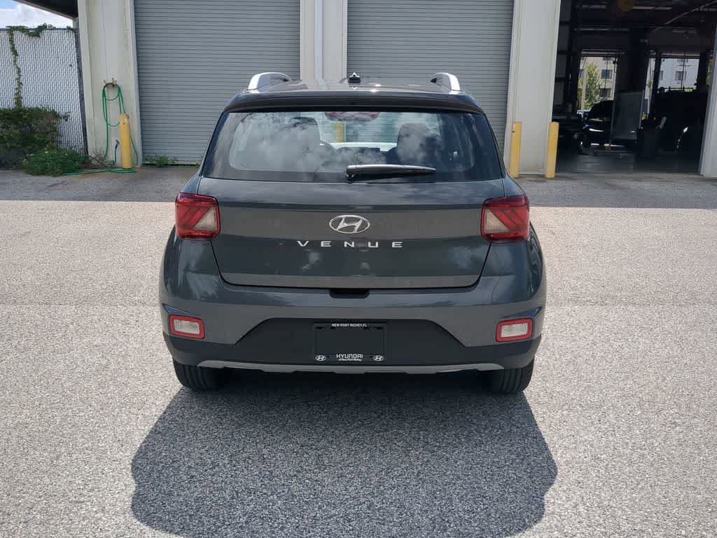 New 2026 Hyundai Venue SEL FWD image 6