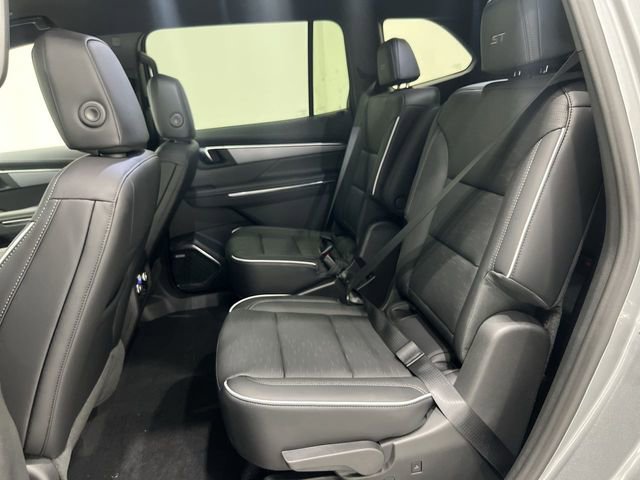 New 2026 Buick Enclave Sport Touring w/ Power Package FWD image 24