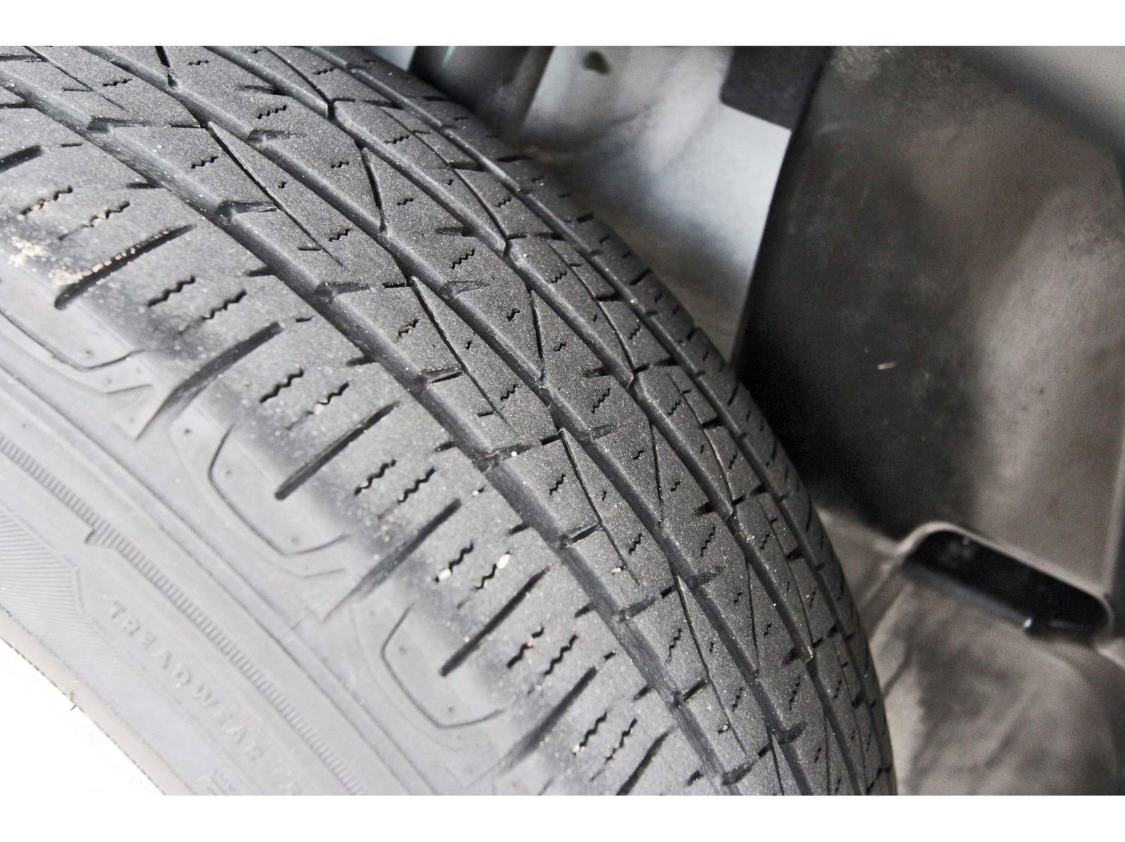 Used 2023 Jeep Compass Sport image 31