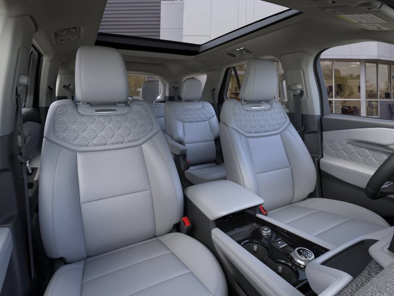 New 2026 Ford Explorer Platinum w/ LUX Leather Package AWD/4WD image 13