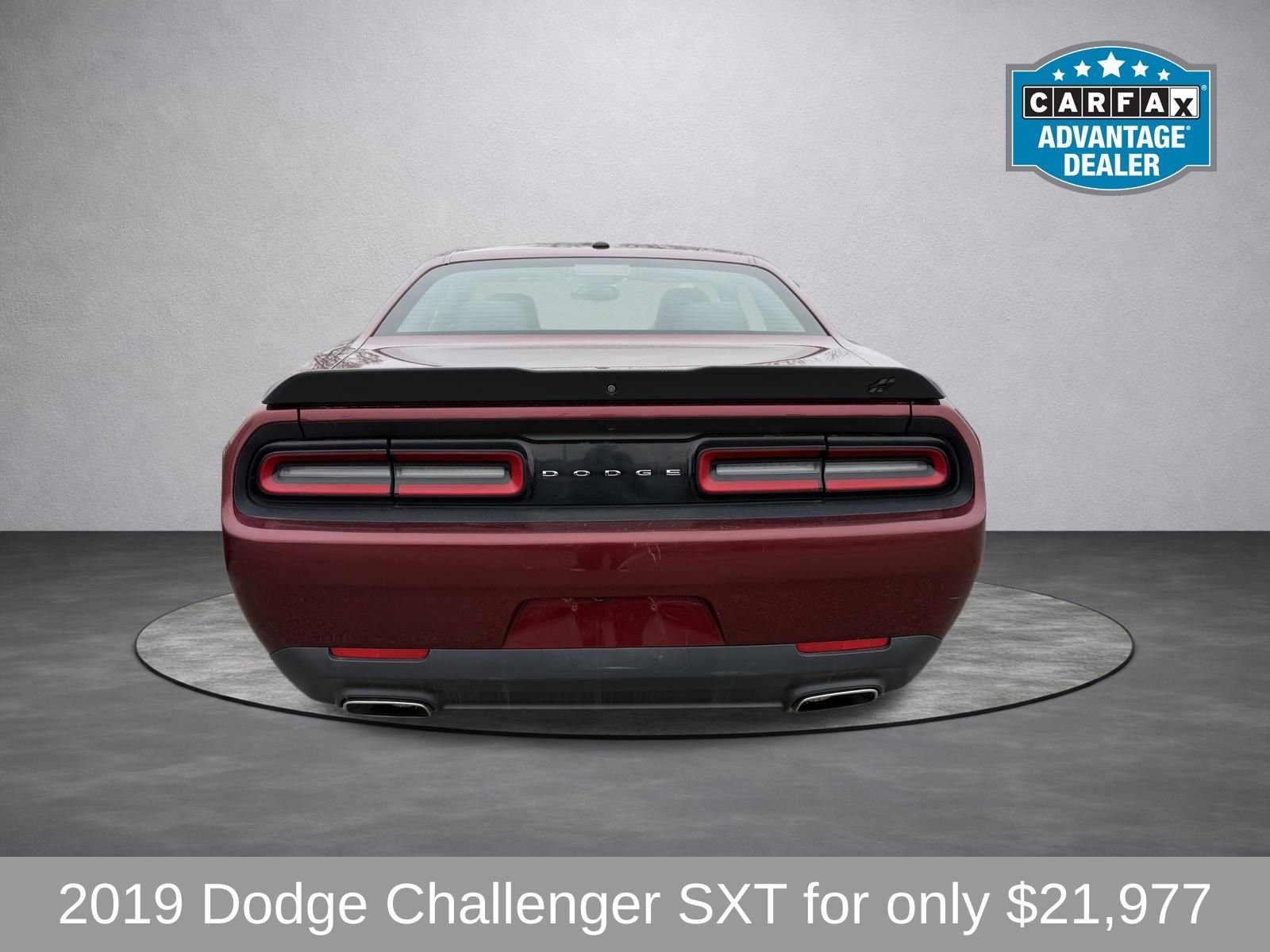 Used 2019 Dodge Challenger SXT w/ Blacktop Package image 6