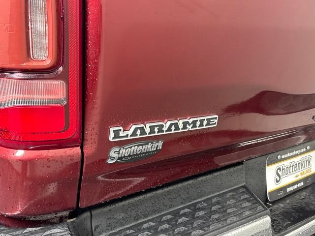 Used 2019 RAM 1500 Laramie AWD/4WD image 14
