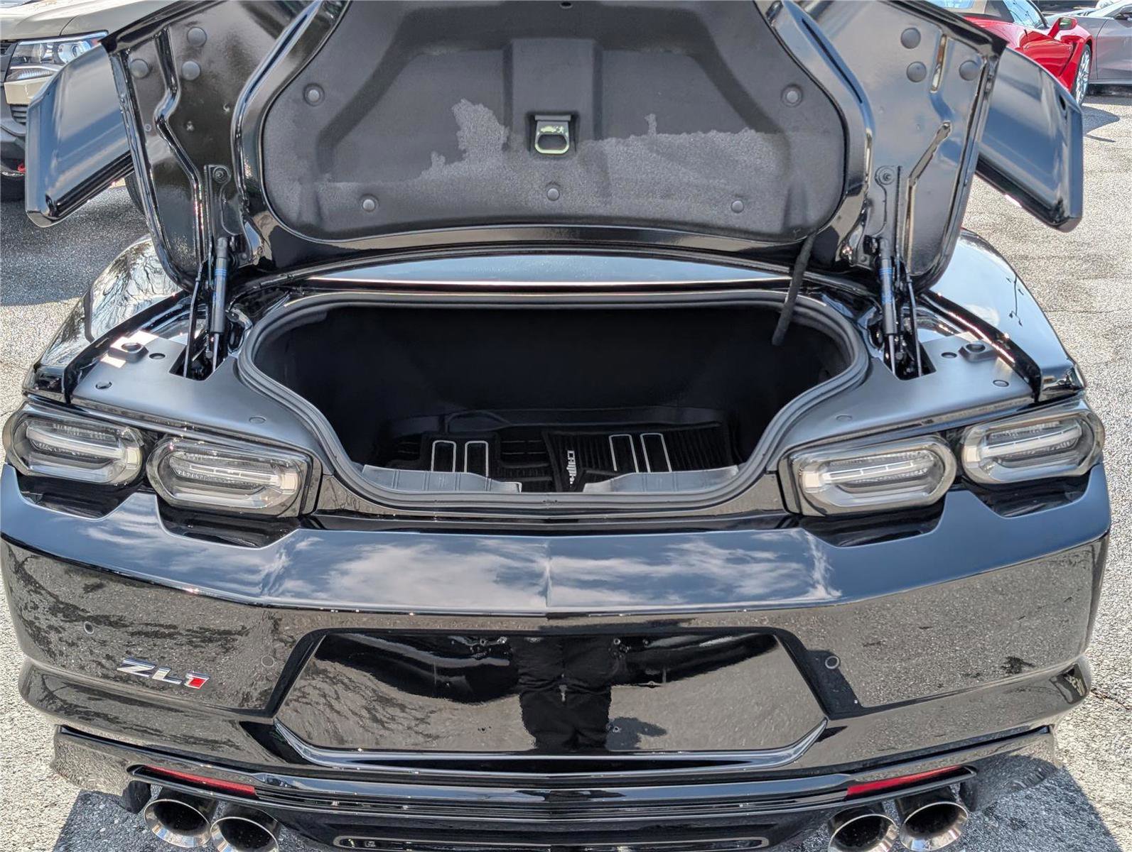 Used 2022 Chevrolet Camaro ZL1 image 14