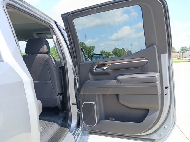 Certified 2024 Chevrolet Silverado 1500 RST AWD/4WD image 24