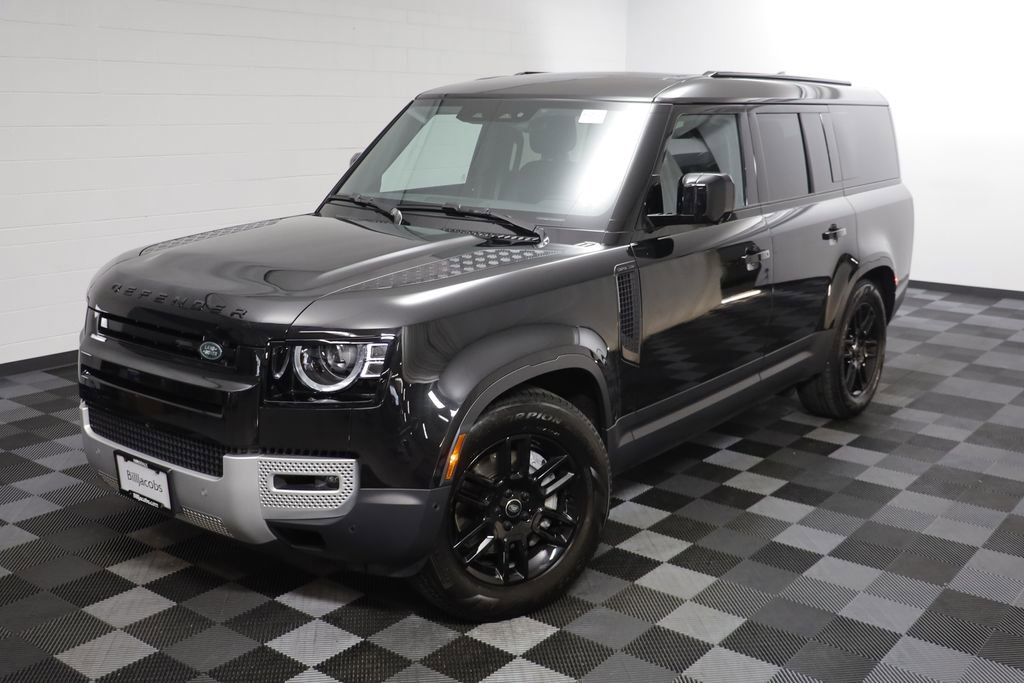 Used 2025 Land Rover Defender 130 S image 2