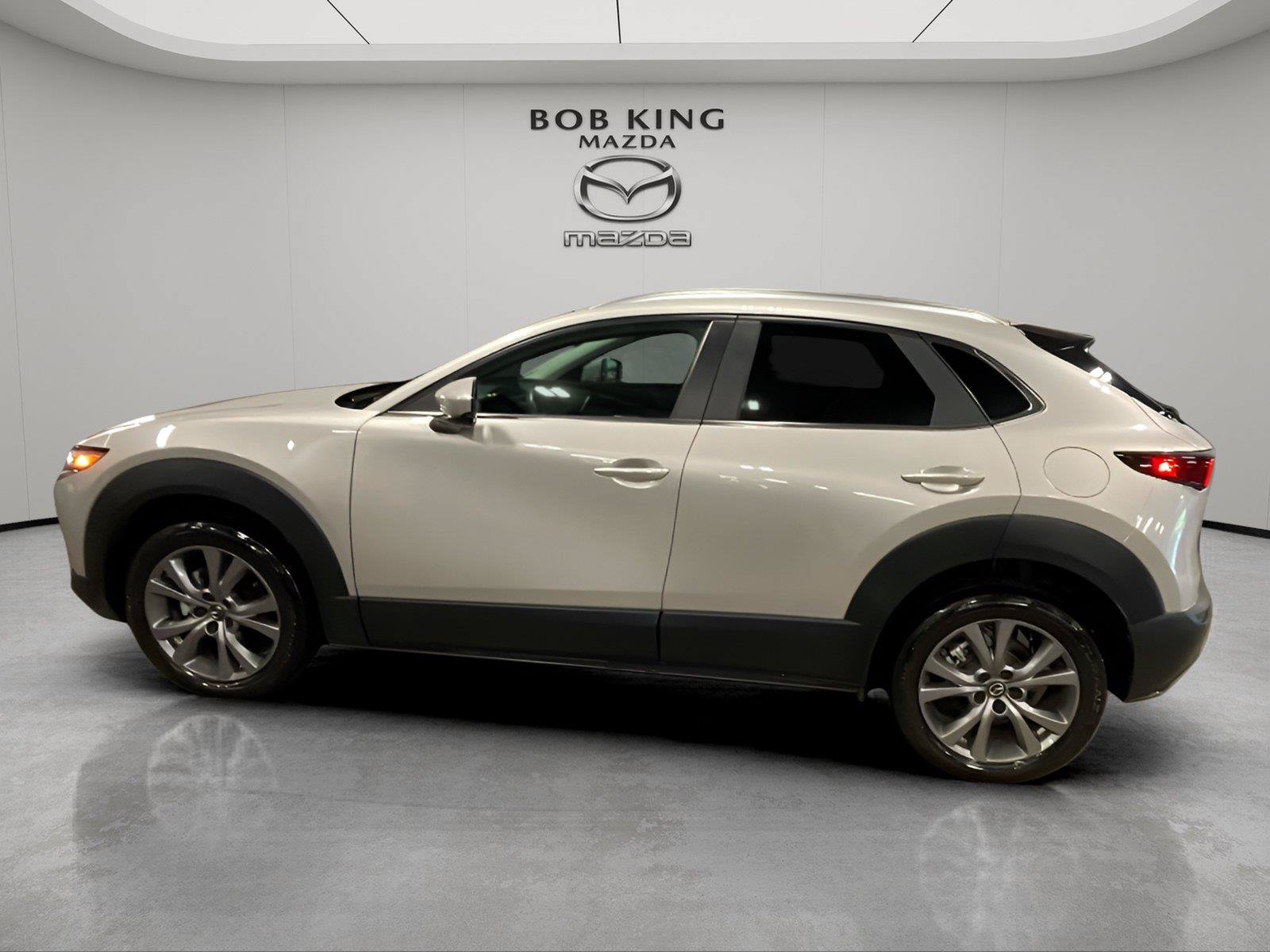 Used 2024 MAZDA CX-30 AWD 2.5 S w/ Preferred Package image 2