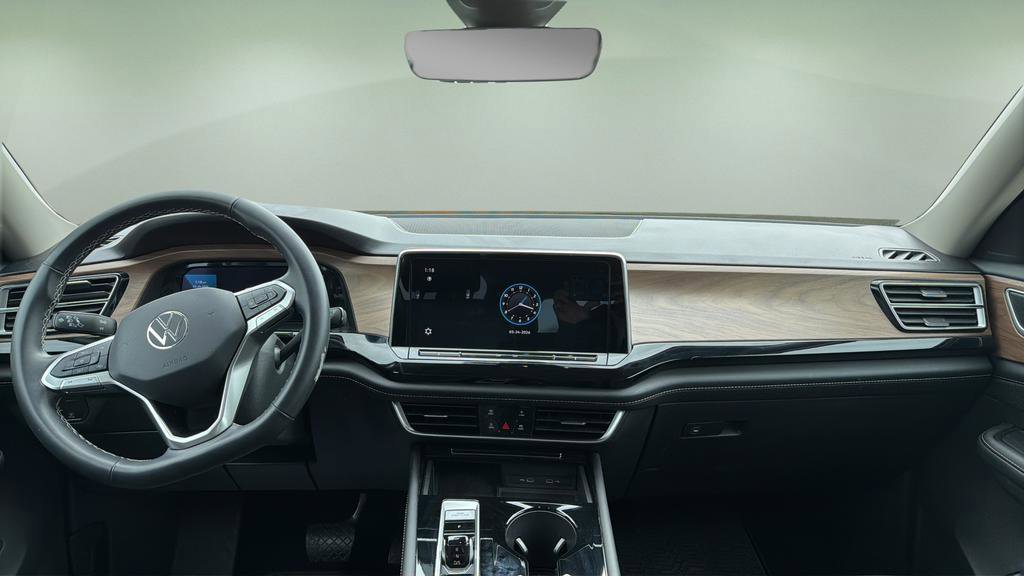 Used 2024 Volkswagen Atlas SE image 7