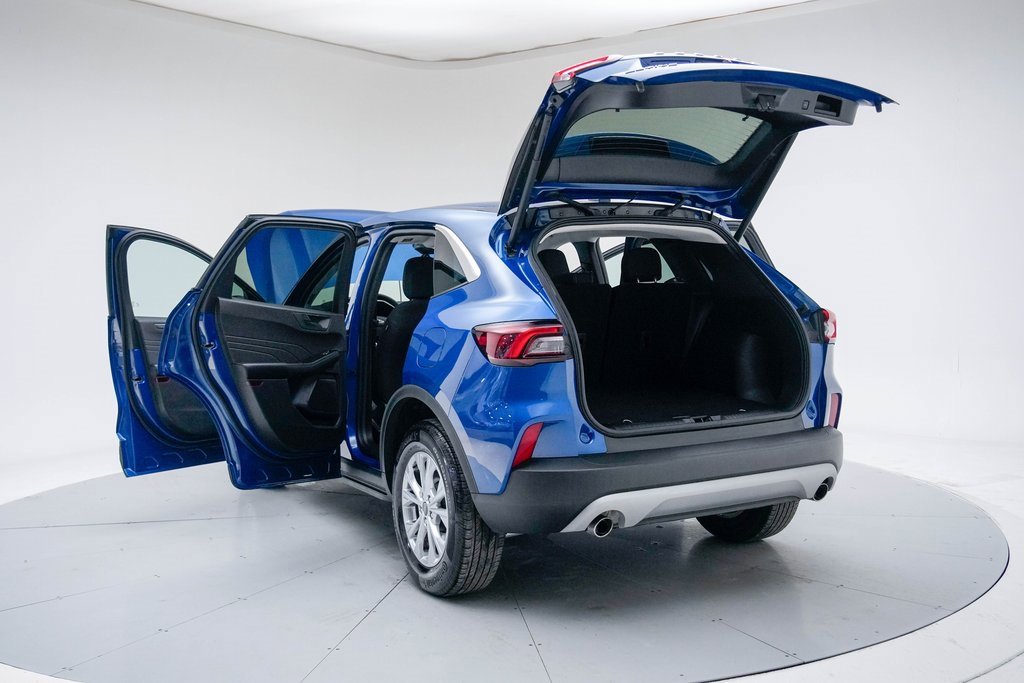 Used 2023 Ford Escape Active image 19