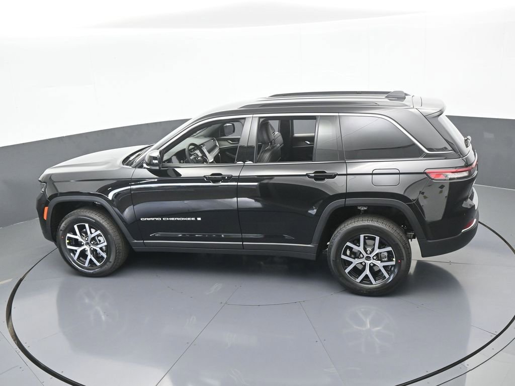 Used 2025 Jeep Grand Cherokee Limited image 37