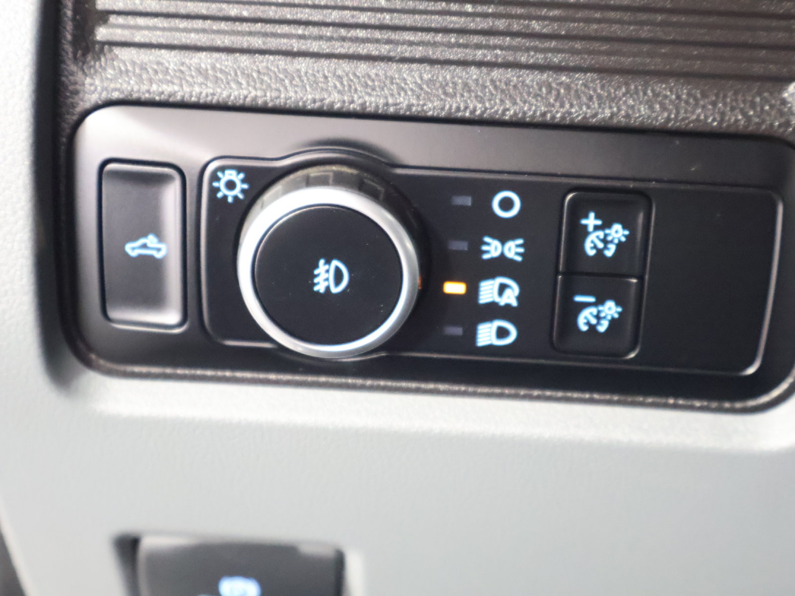 Used 2024 Ford F250 XLT AWD/4WD image 34