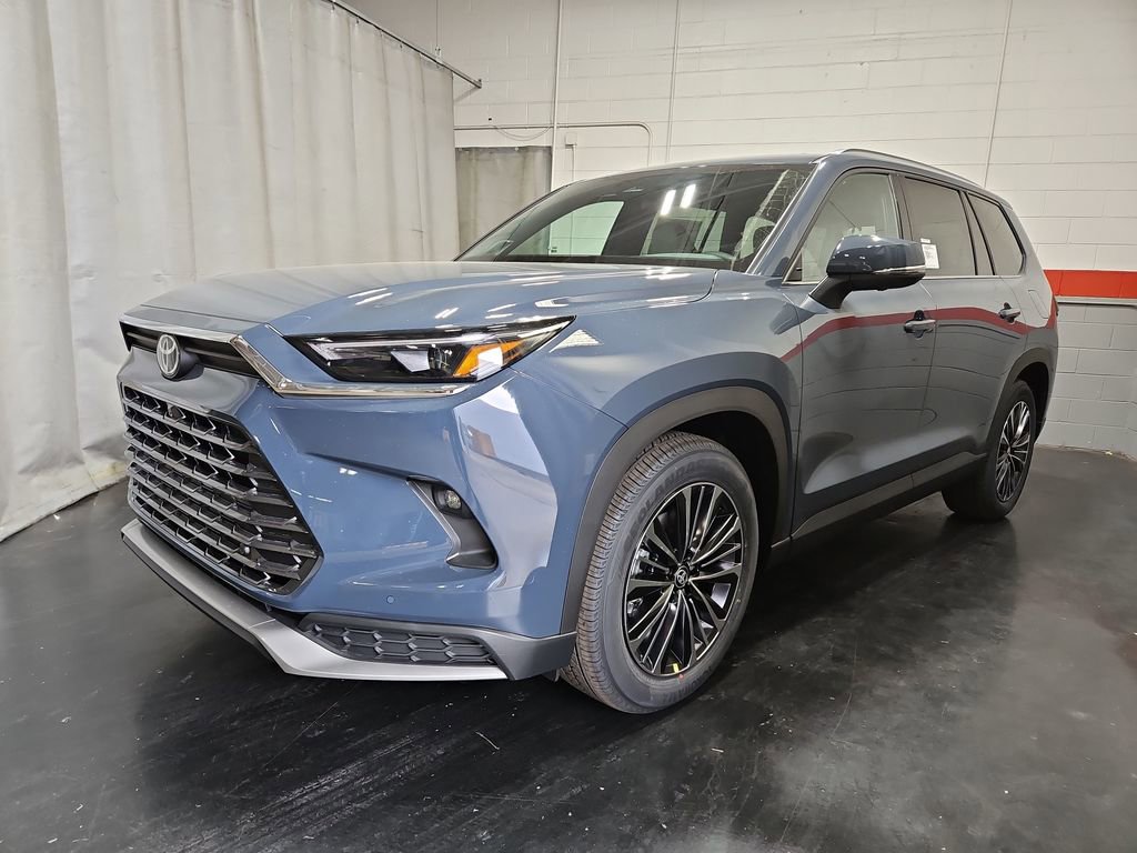 New 2026 Toyota Grand Highlander AWD Hybrid image 2