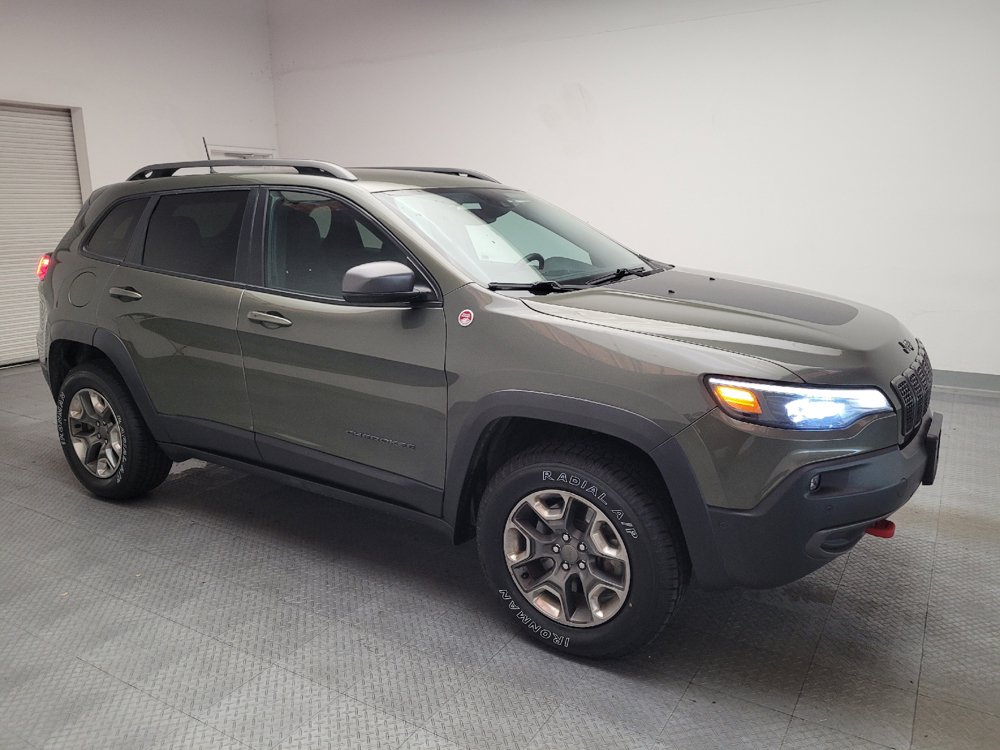 Used 2019 Jeep Cherokee Trailhawk AWD/4WD image 11